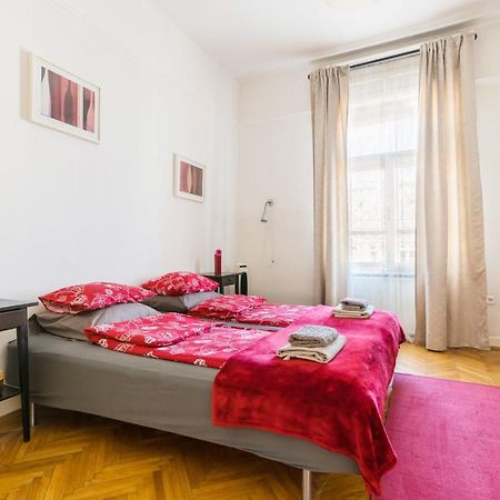 Friendly Apartment Oktogon Budapest Bagian luar foto